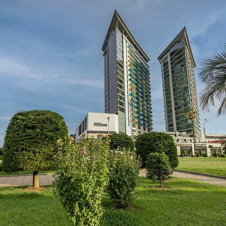 Hilton Batumi Hotell Eksteriør bilde Residential buildings in the new city of El Alamein