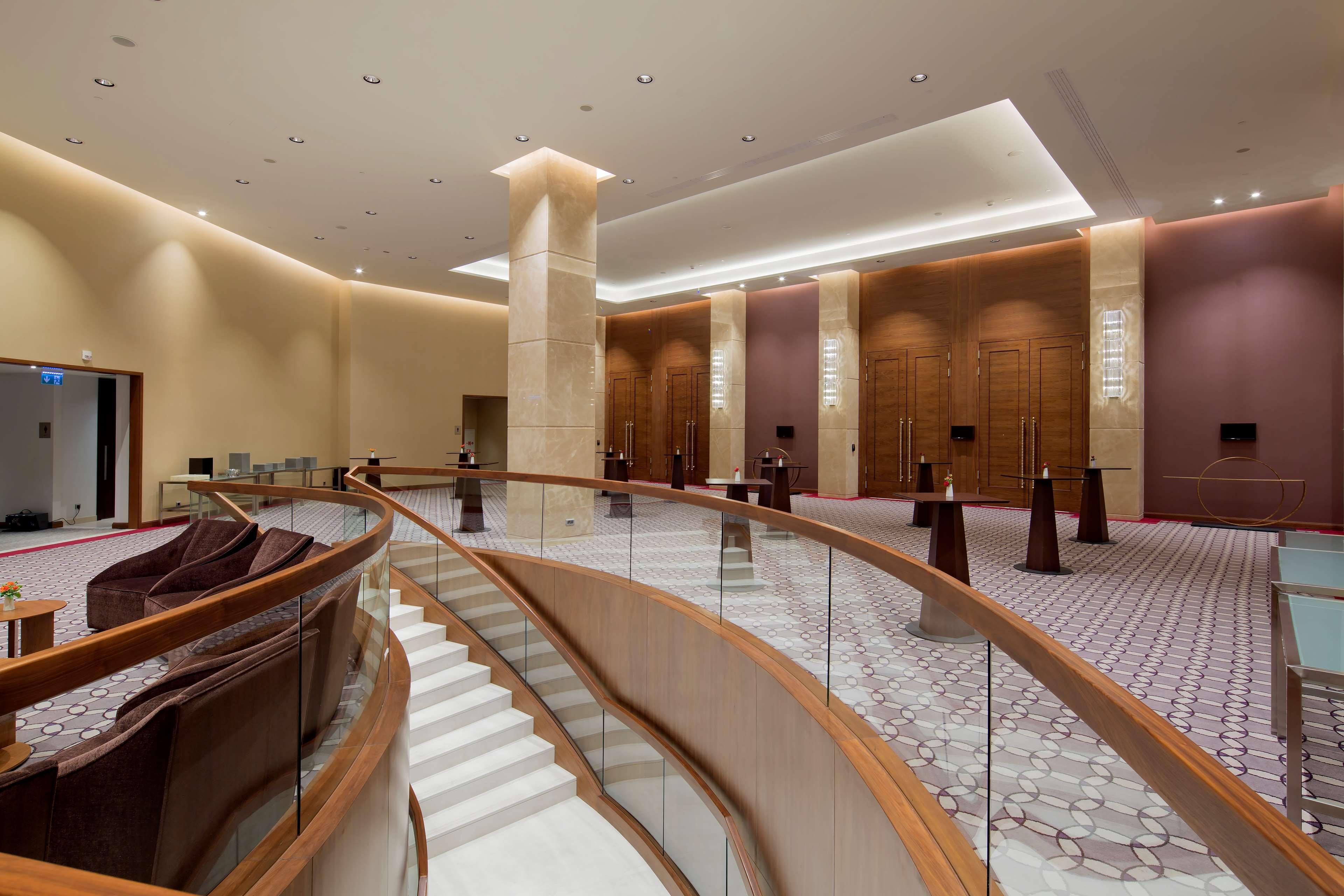 Hilton Batumi Hotell Eksteriør bilde The Grand Ballroom